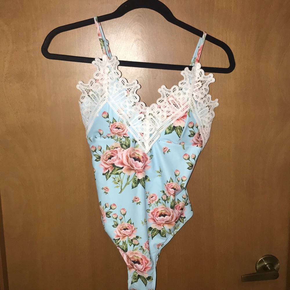 🔥Small floral one piece swimsuit